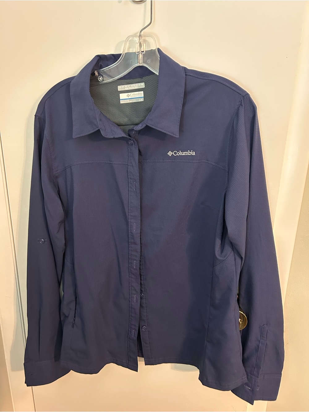 Columbia Women's Lightweight Navy Button-Up shirt